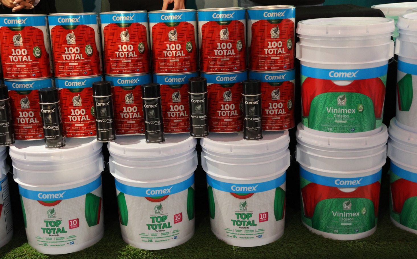 Las cubetas también juegan: Comex lanza edición especial inspirada en la Selección Mexicana